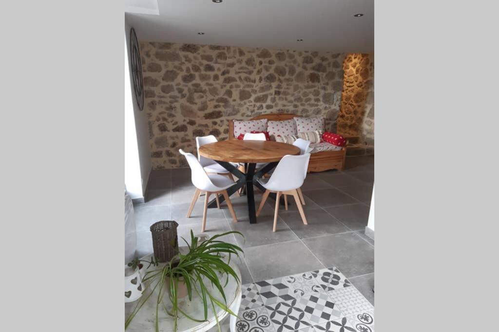 Gite Le Pilat Vernoux-en-Vivarais Exterior foto